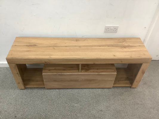 Tv unit (020903) site C