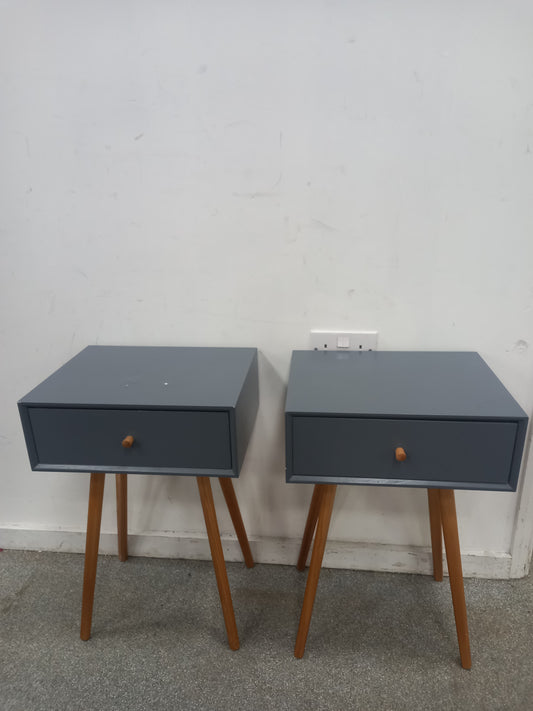 Sidetables (020403)