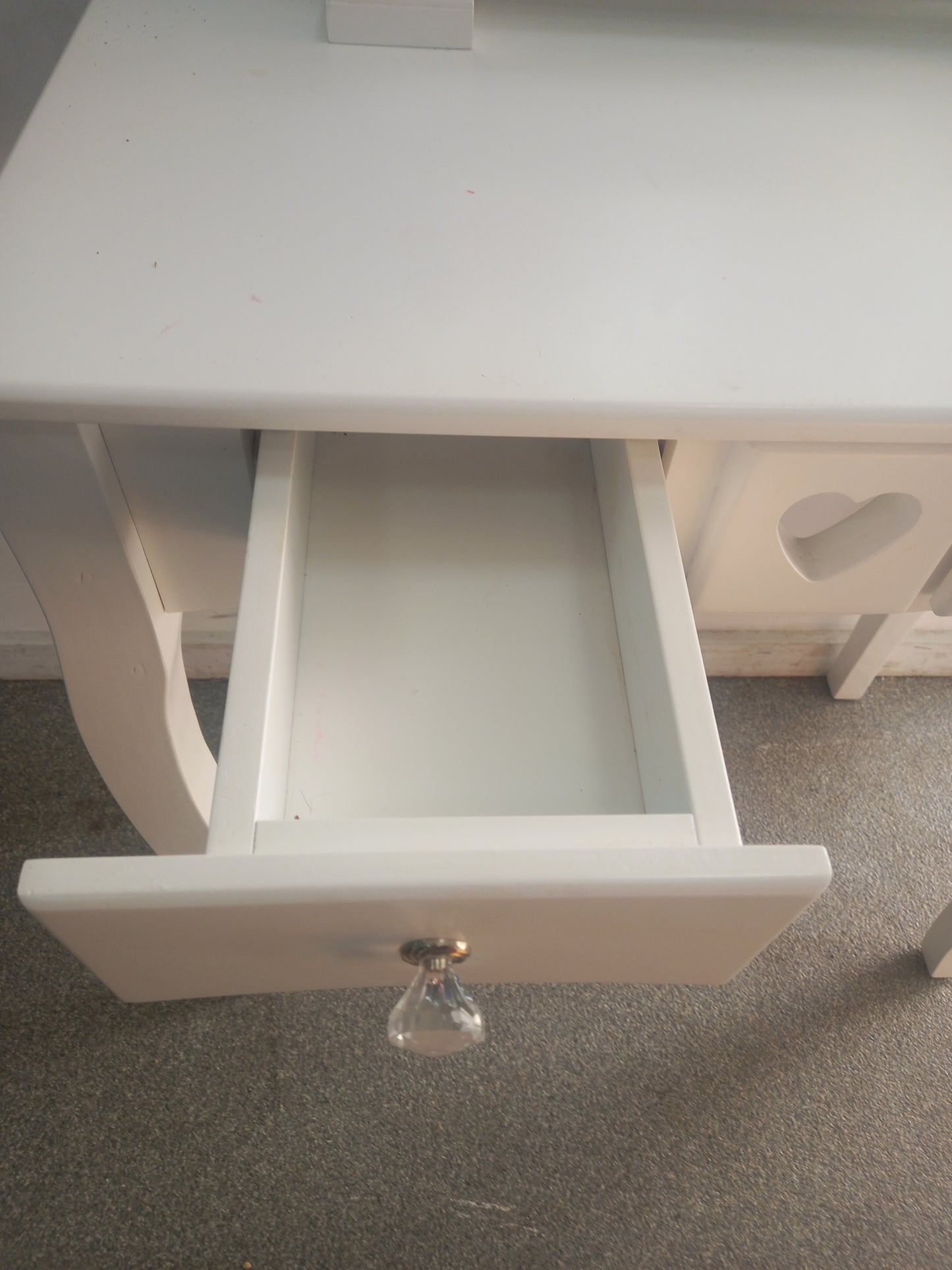 Dressing Table (091001)