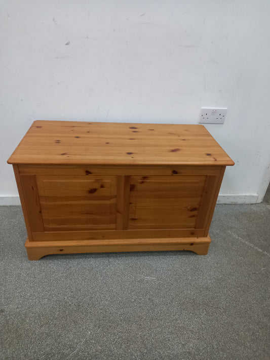 Blanket Box (160913)