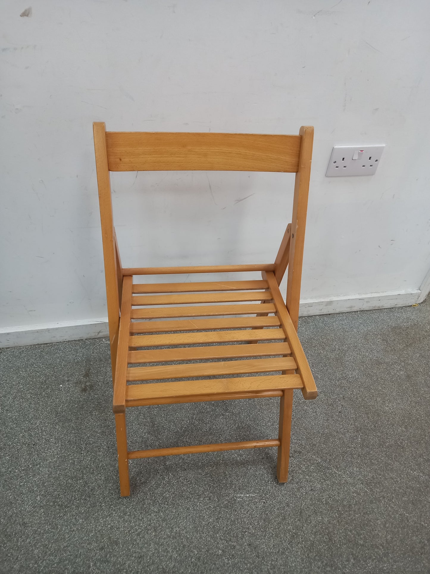 Folding Chair (30102509)