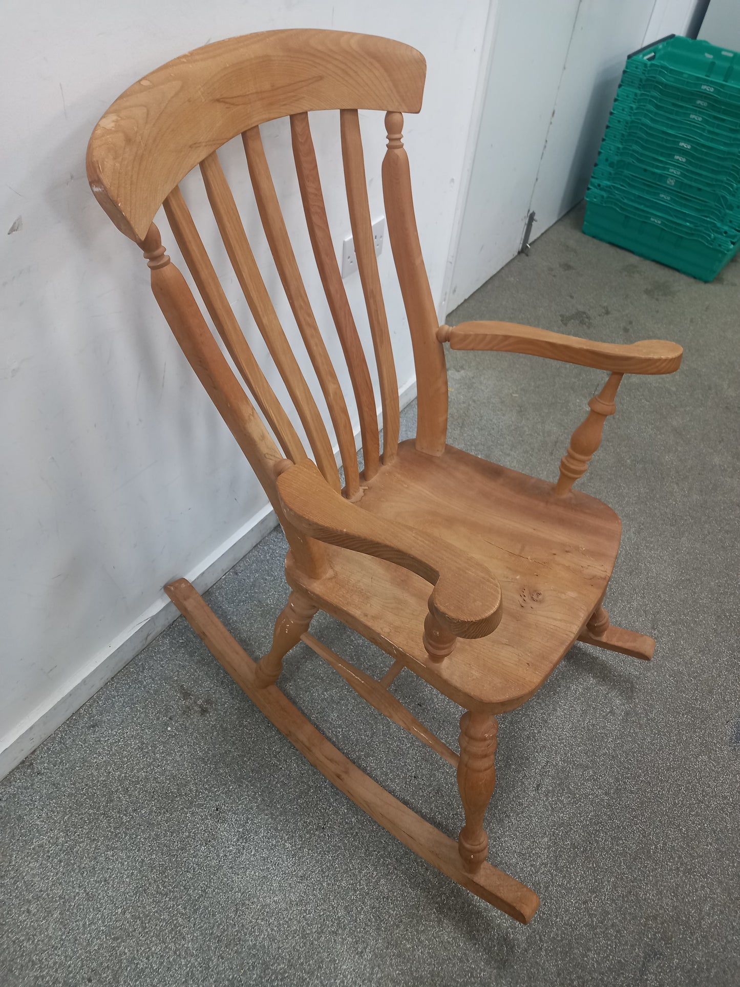 Rocking Chair (29102506)