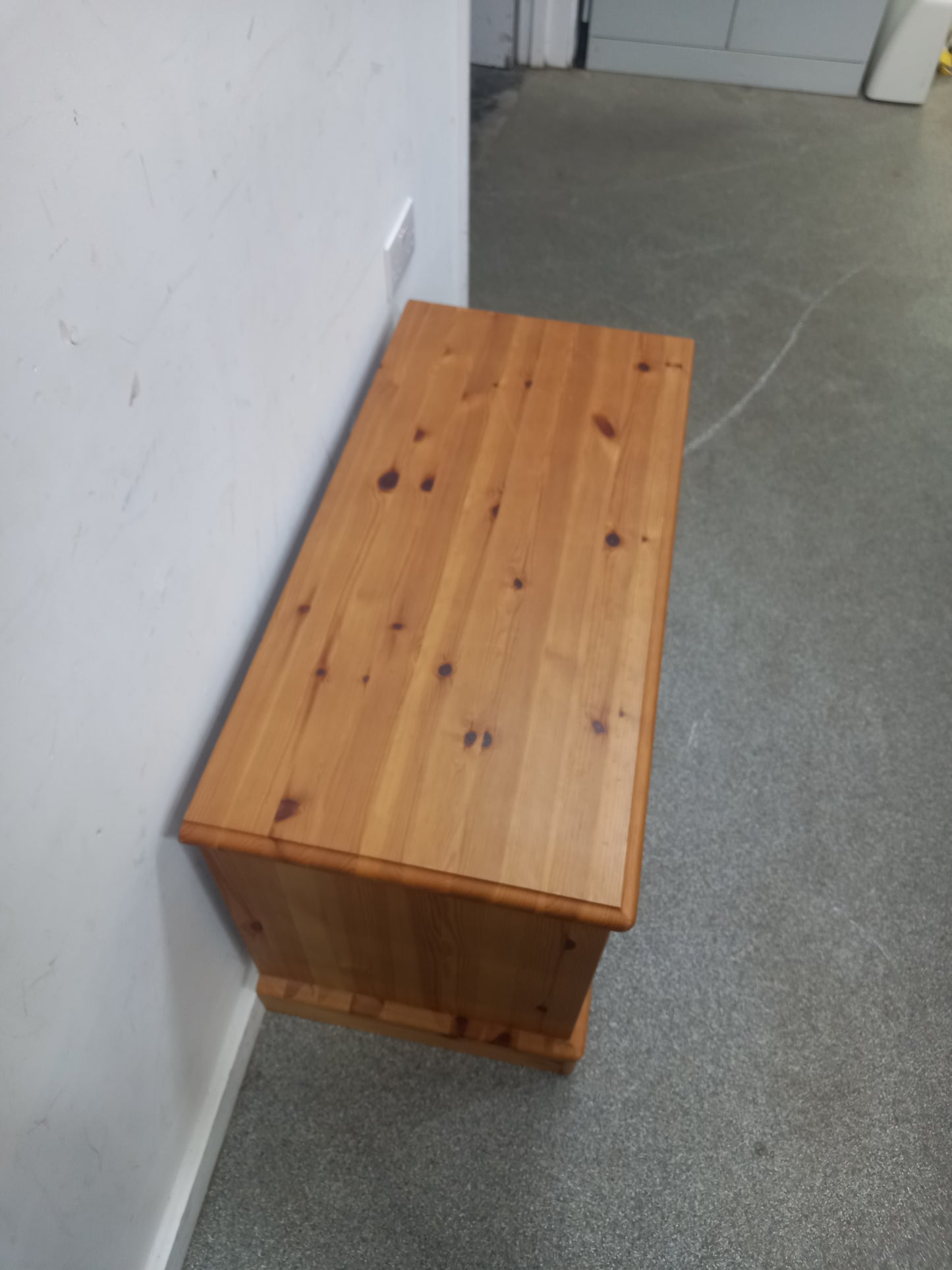 Blanket Box (160913)