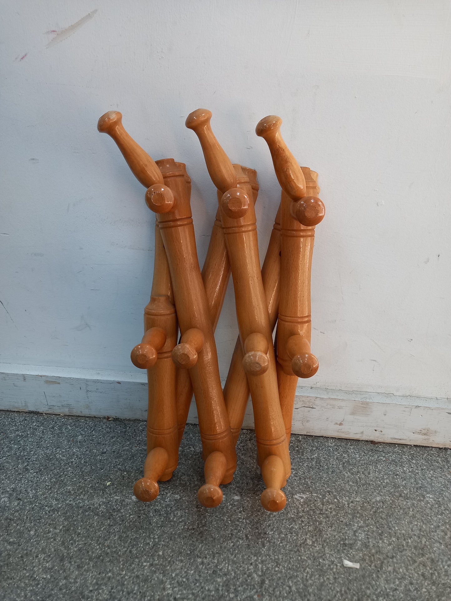 Wall Coat Rack (071015)