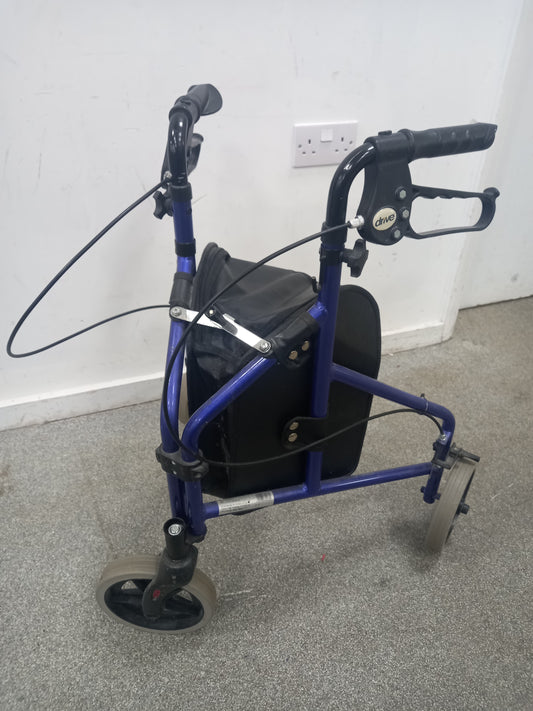 3 wheel walker (140711)