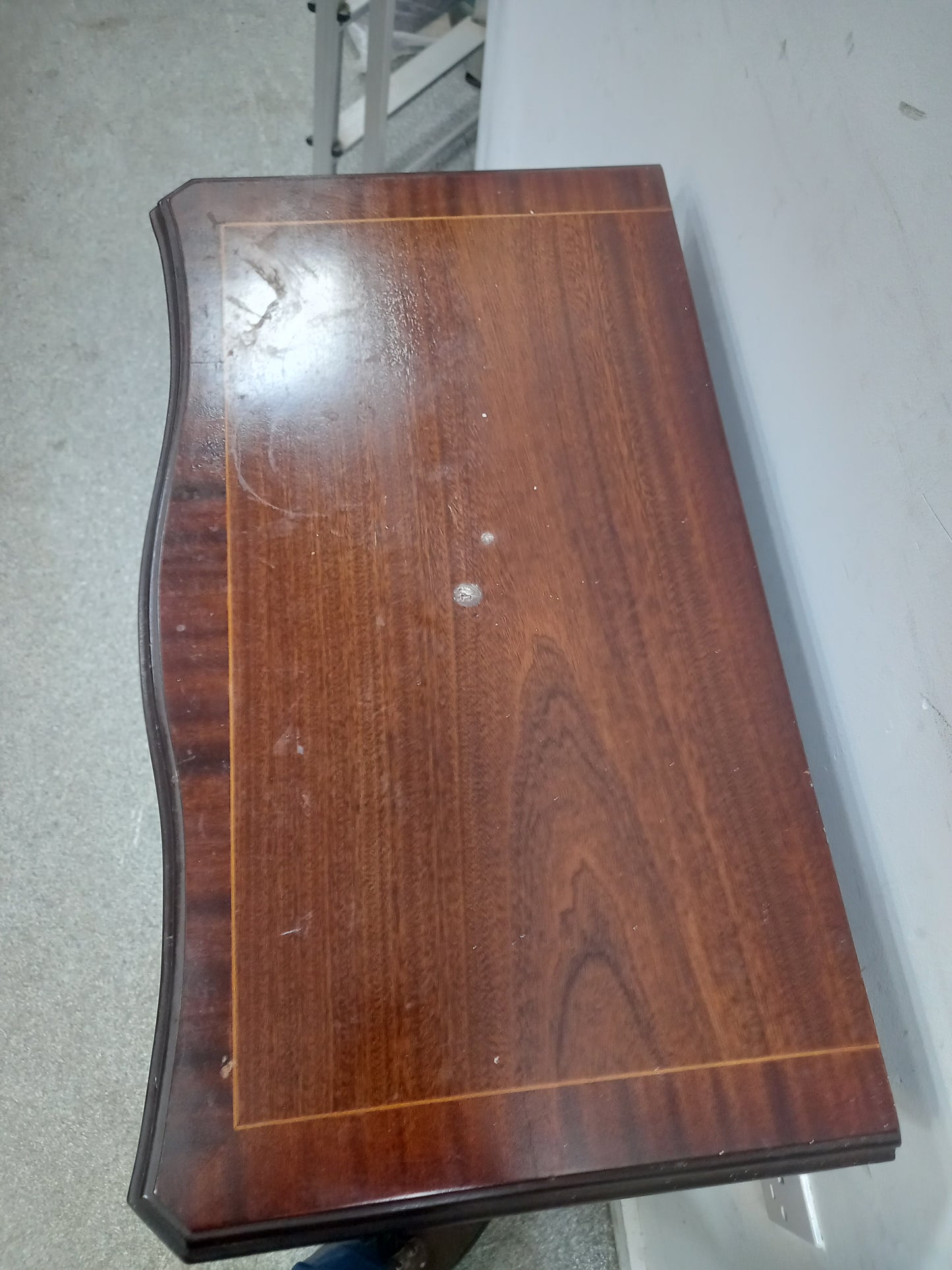 Video Cabinet (071002)