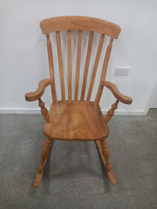 Rocking Chair (29102506)