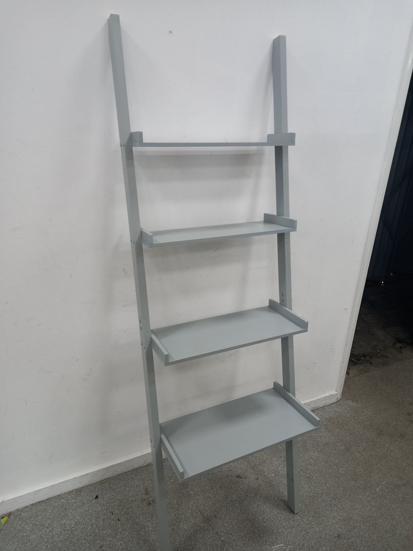 Wall leaning Shelving Unit (220702)