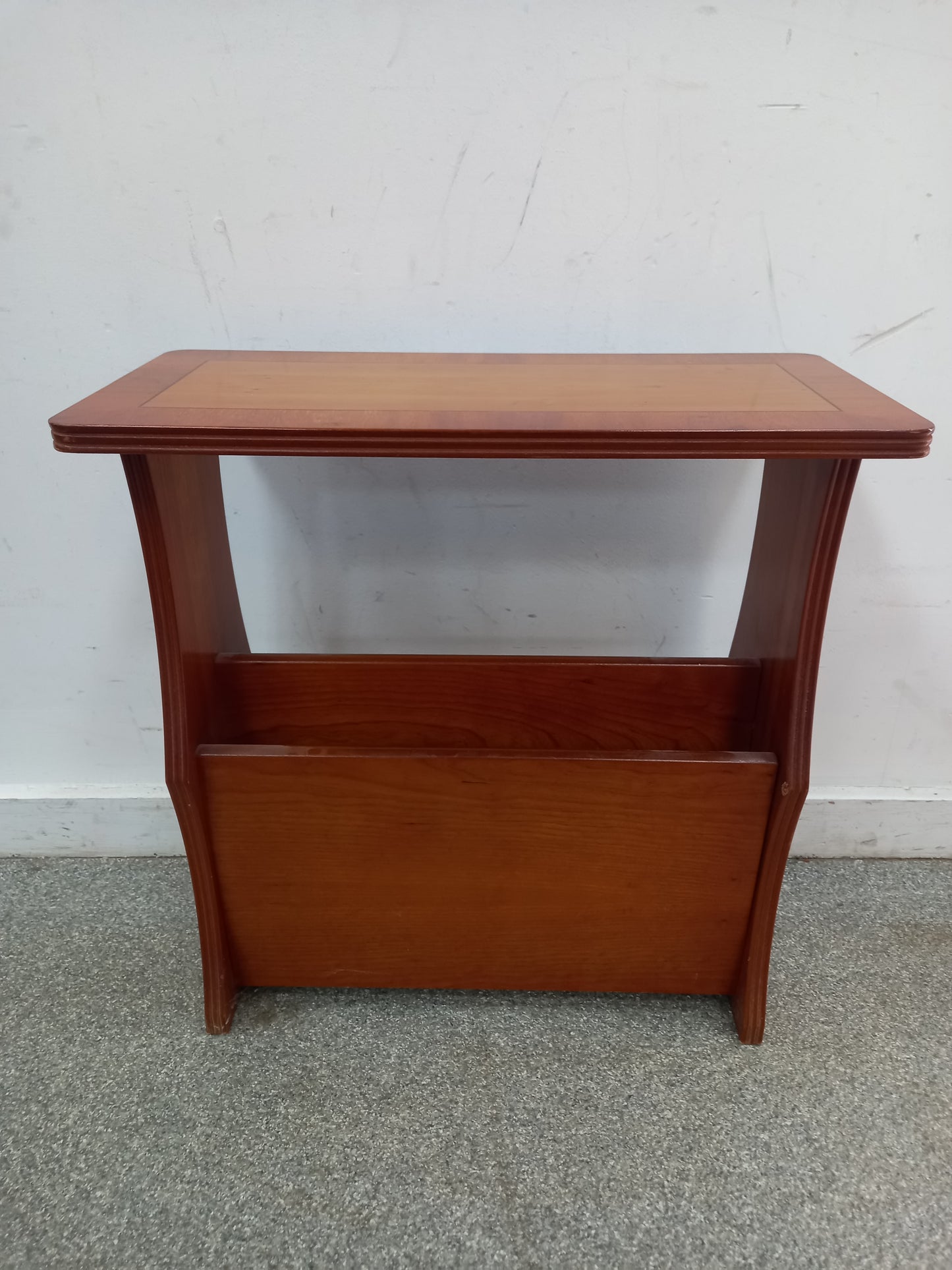 Magazine Rack (171005)