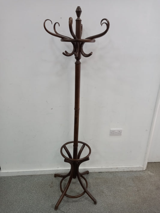 Coat Hanger (280802)