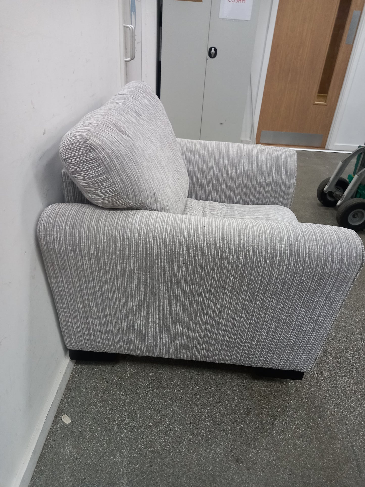DFS Armchair (071006)