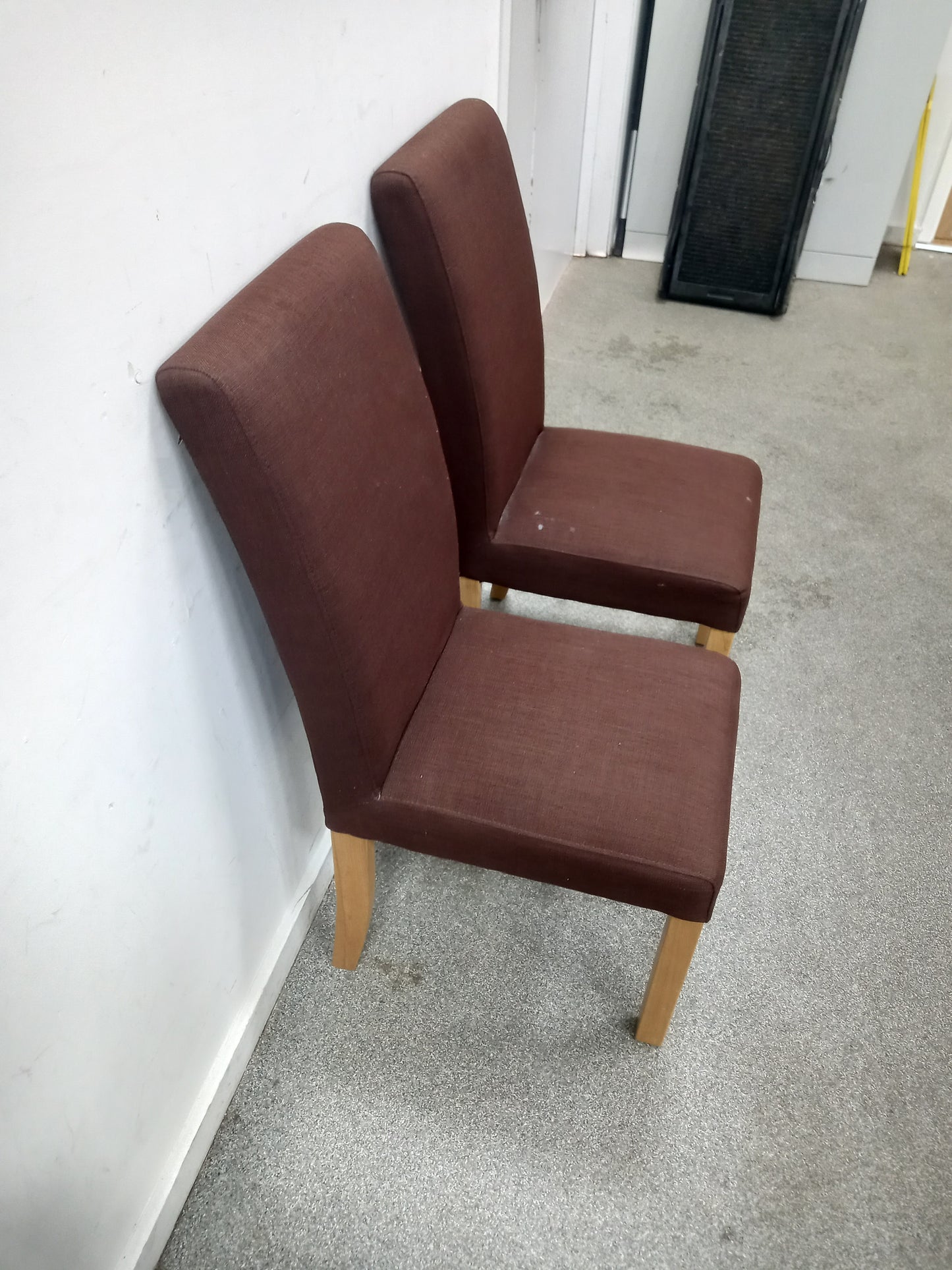 Brown Dinning Chair ×2 (211008) ga3612