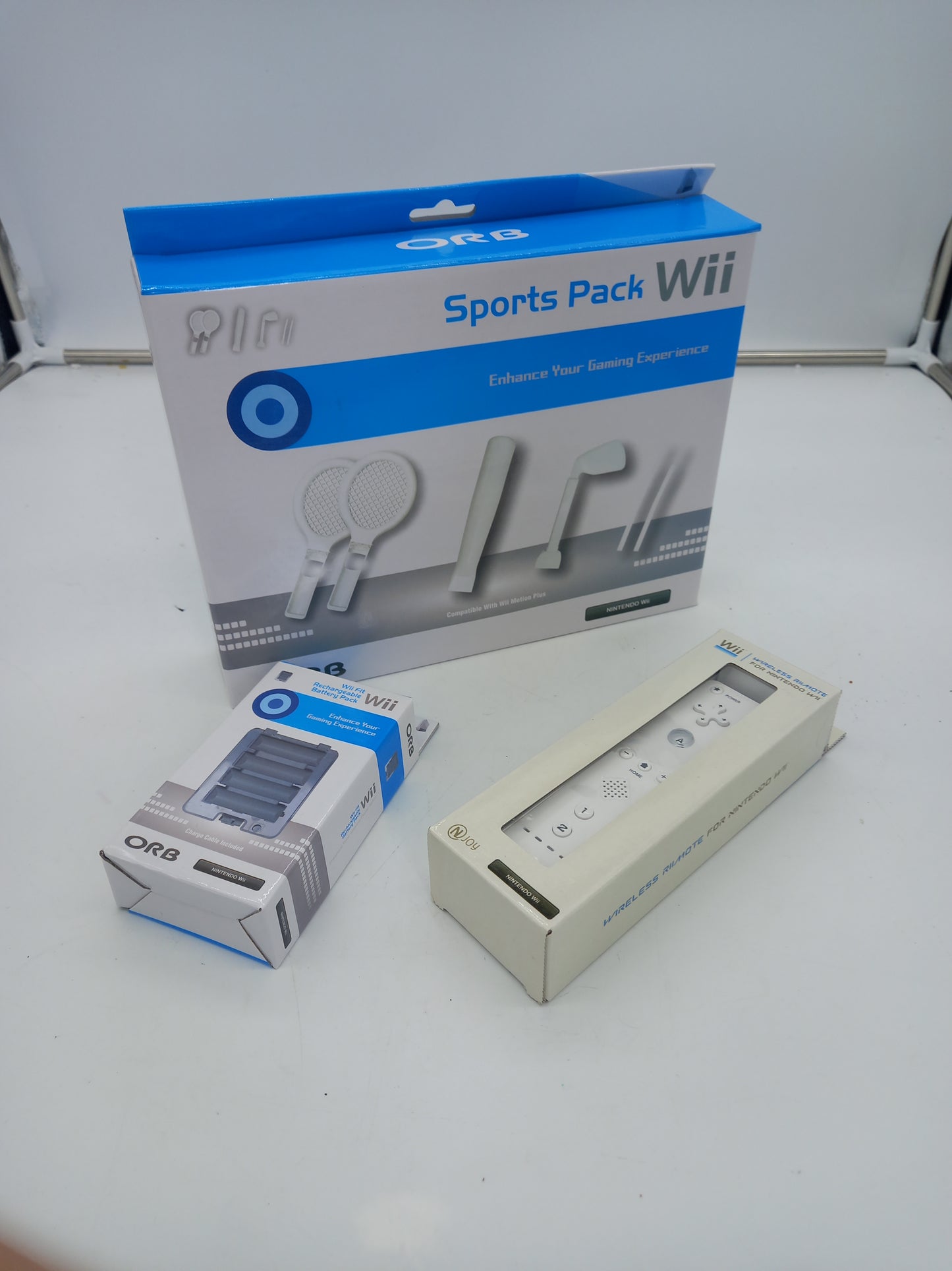Wii console accessories (170703) O