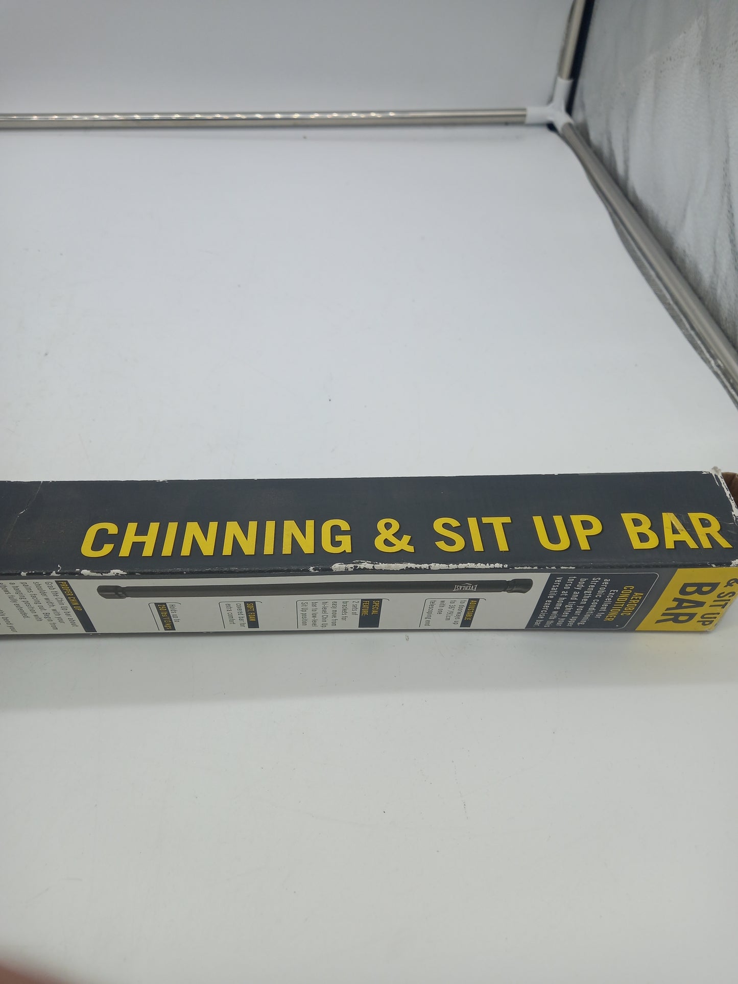 Everlast pull up bar (M)