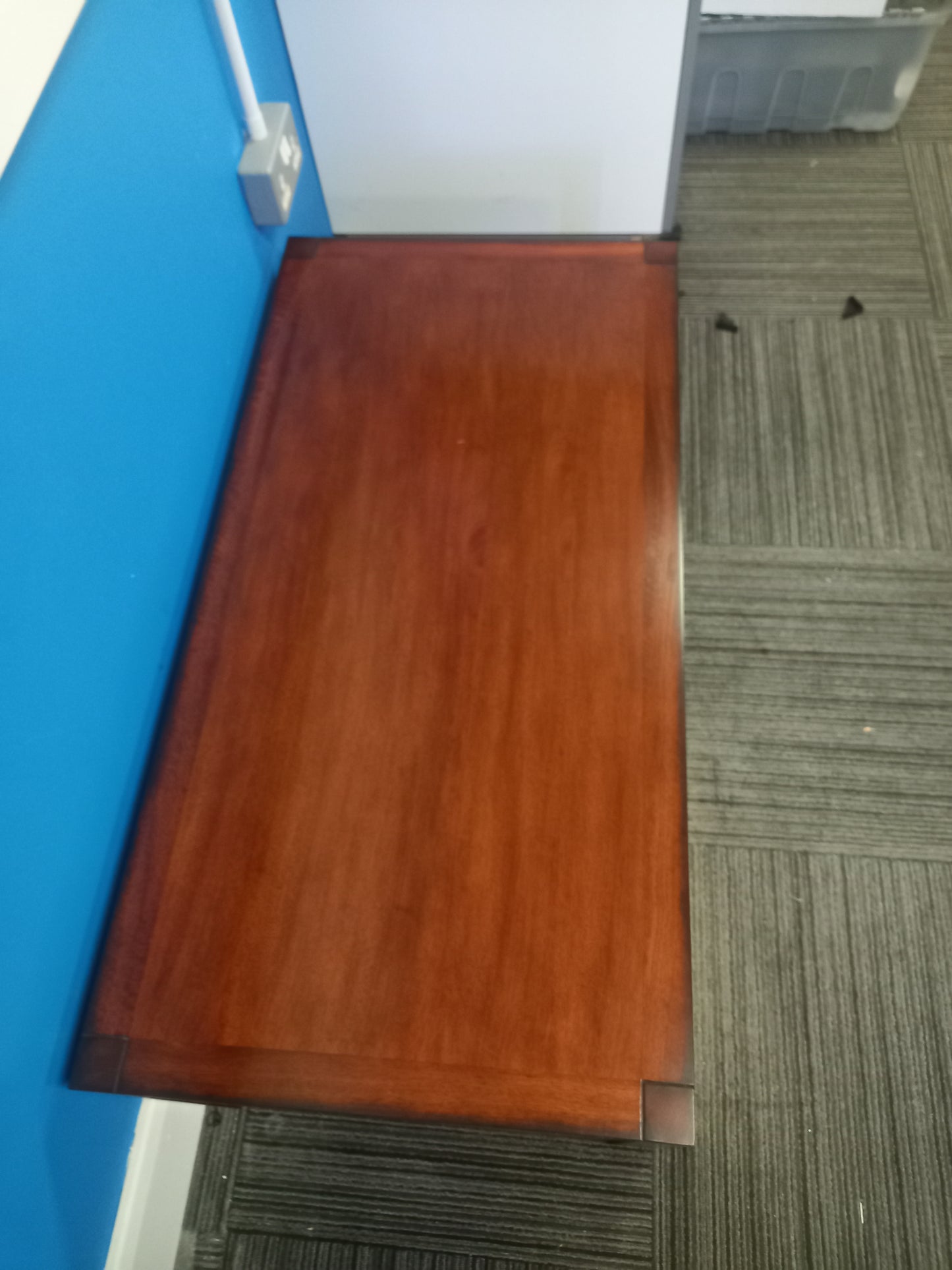 Coffee Table (300913)site B