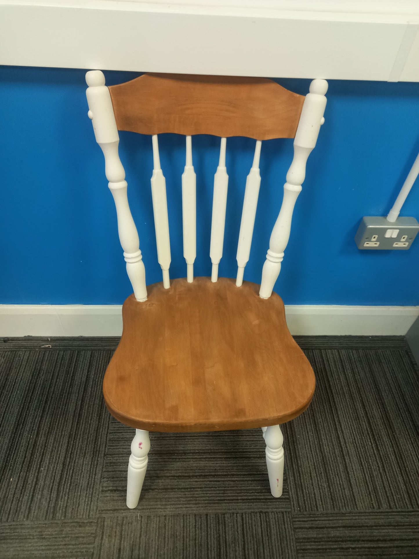 Upcycled chair (300915)site B