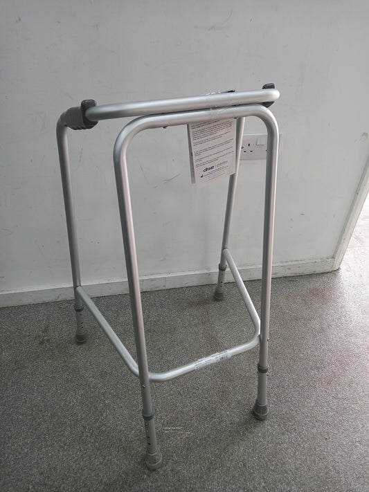 Walking Frame (060304)