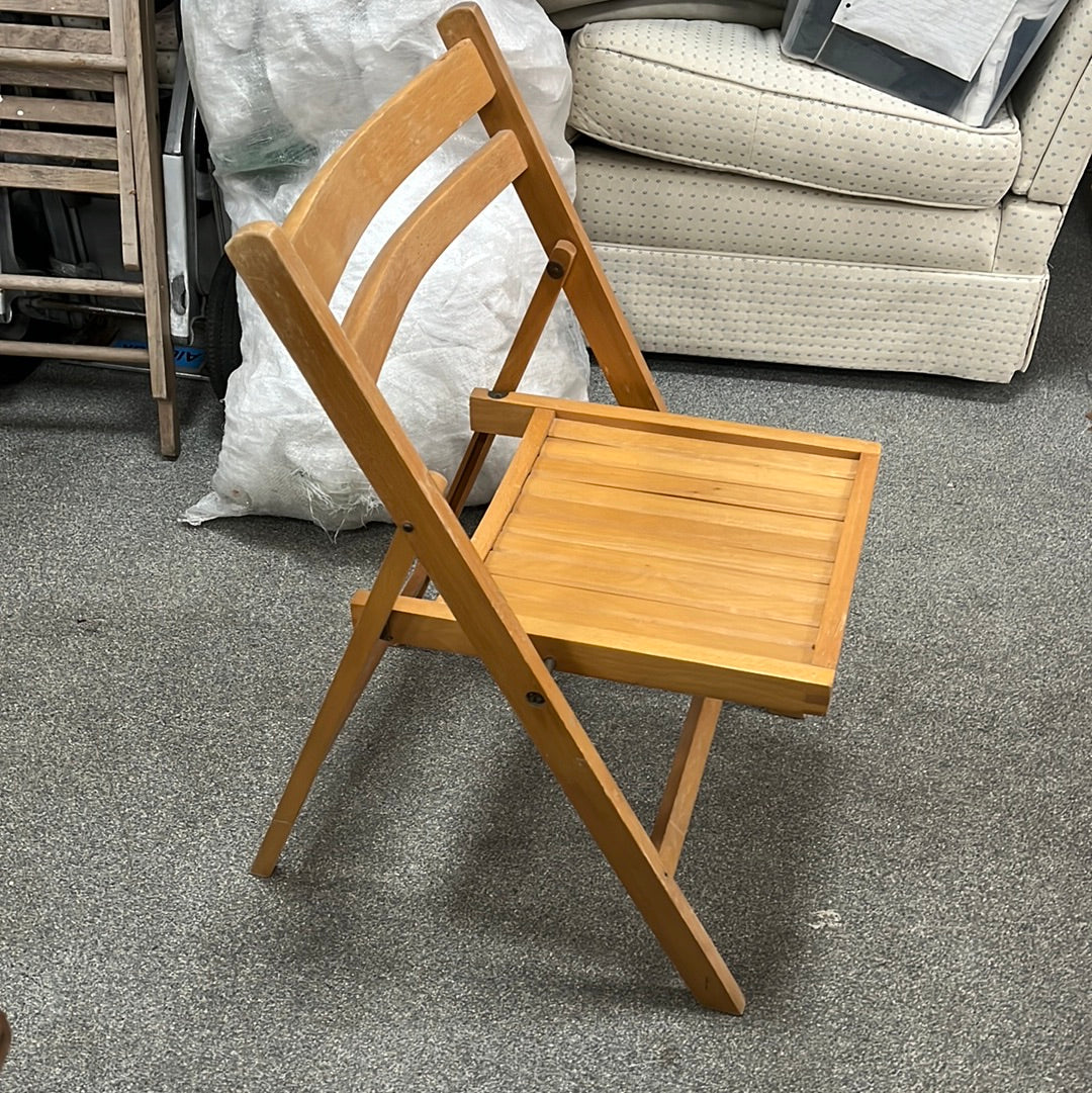 Folding Chair (30102508)