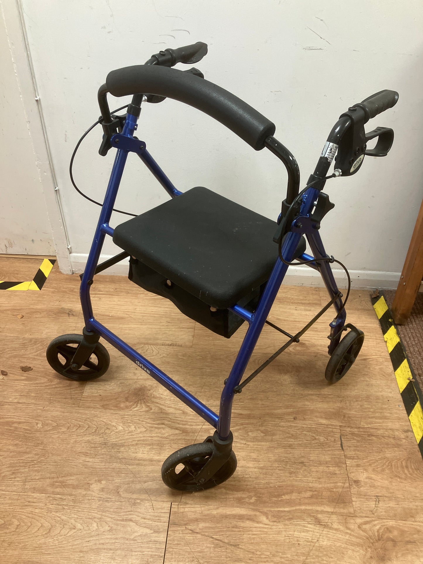 Walker by Days (13112504)