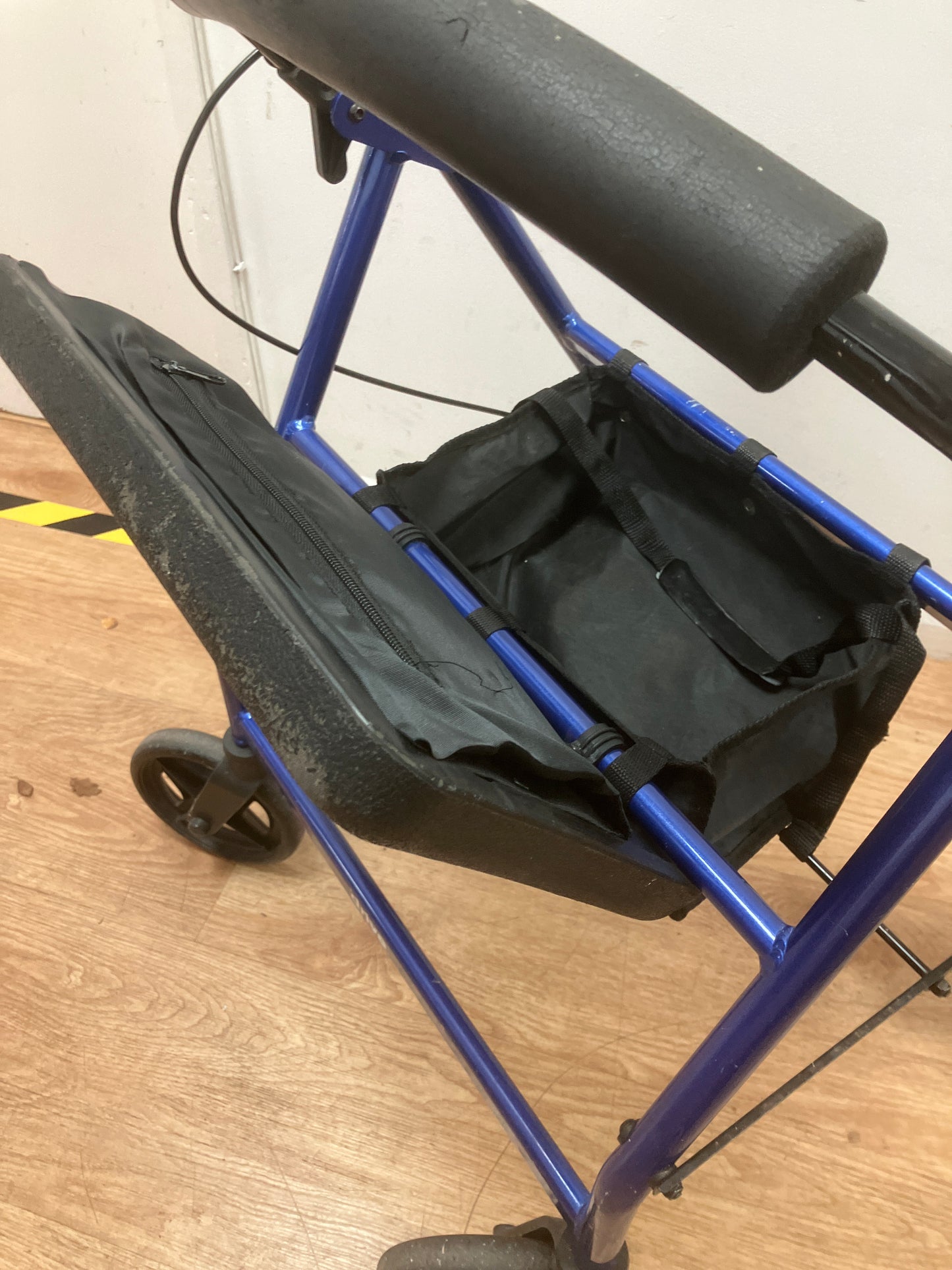 Walker by Days (13112504)