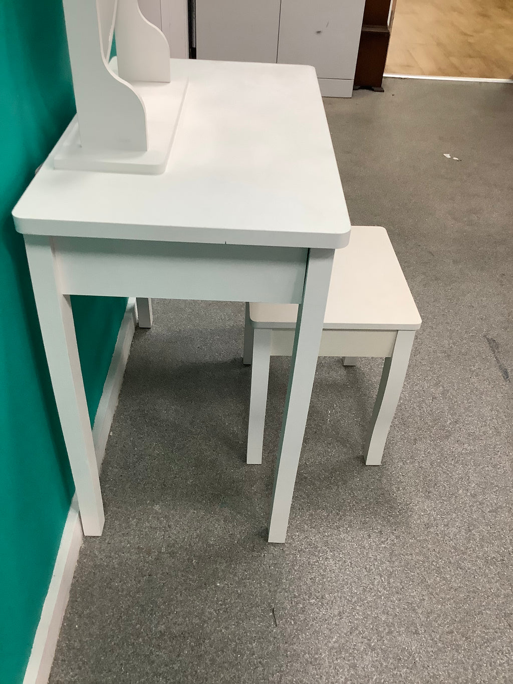 White wooden vanity set with single drawer mirror and square stool 170826004