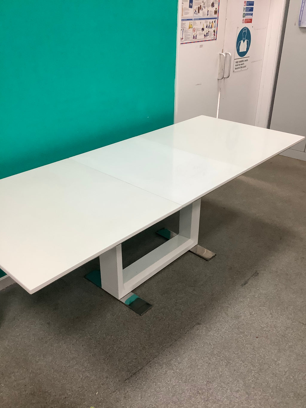 White high-gloss extendable dining table with a rectangular pedestal base with polished chrome floor base 170826006