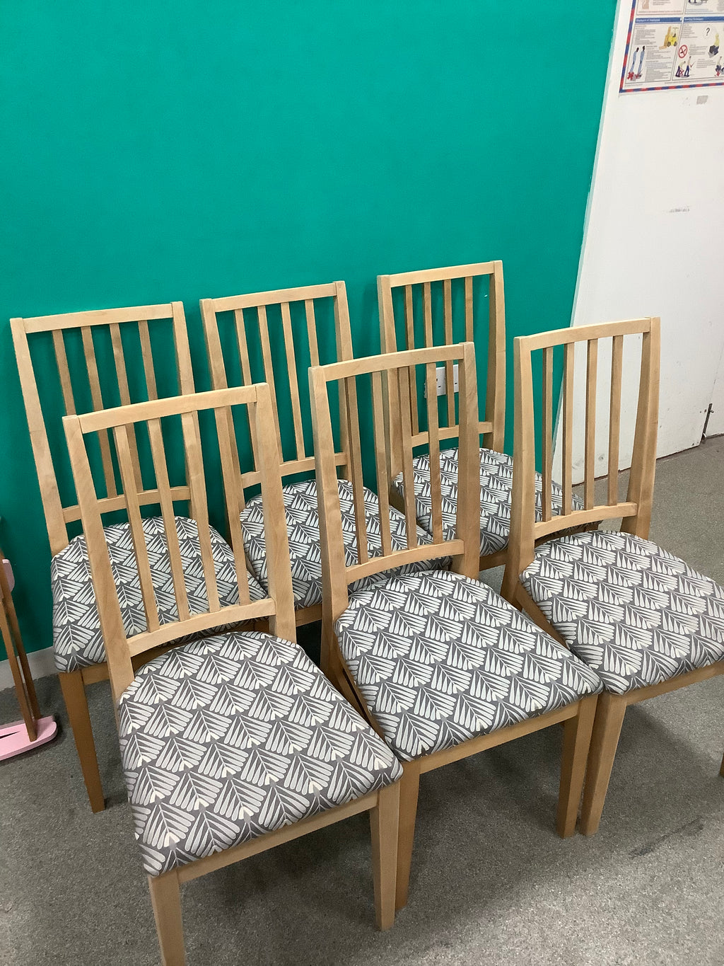 Dining chairs x 6.  250826001
