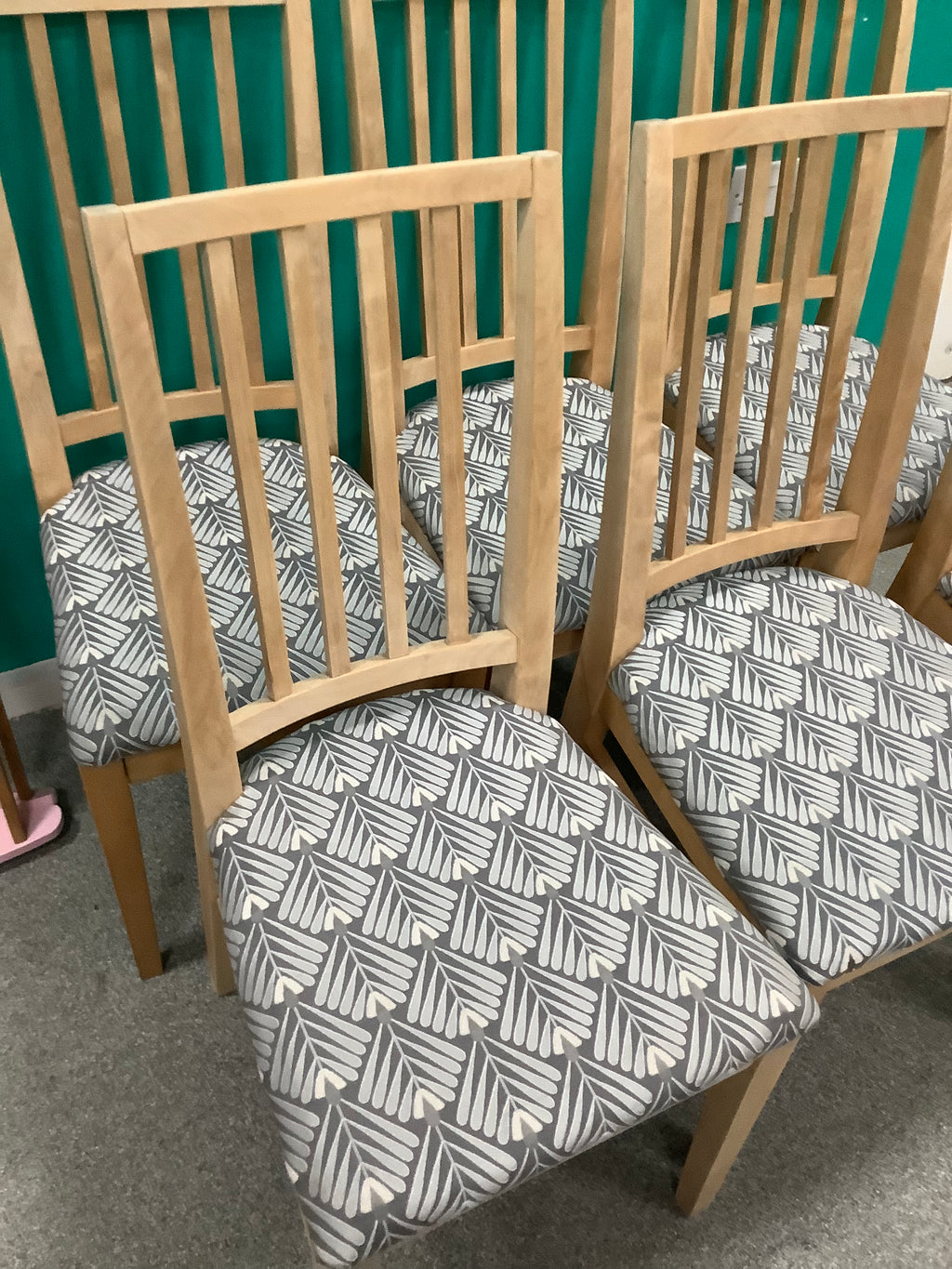 Dining chairs x 6.  250826001