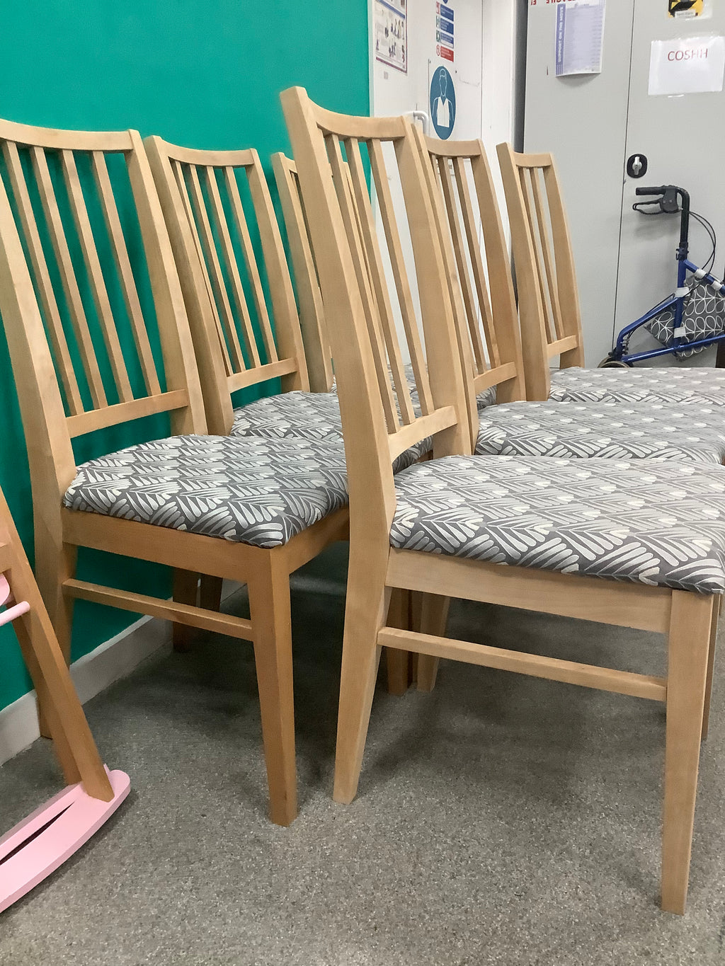 Dining chairs x 6.  250826001
