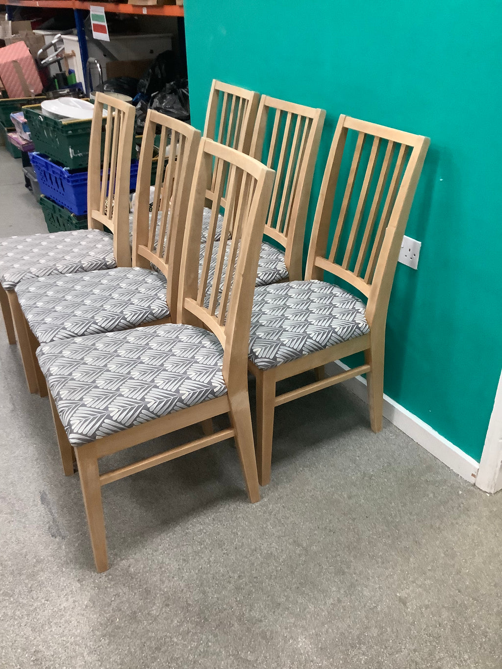 Dining chairs x 6.  250826001