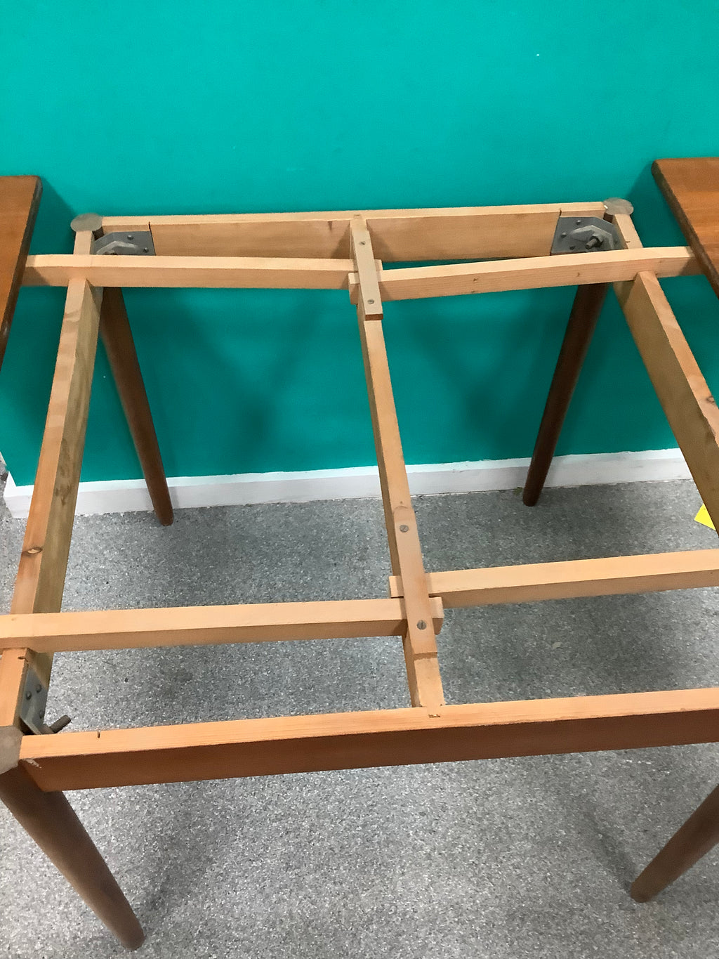 Draw leaf dinning table 260826005