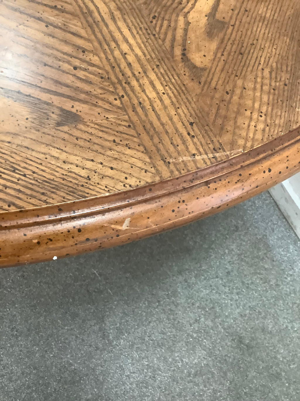 Extendable Round Table (020901