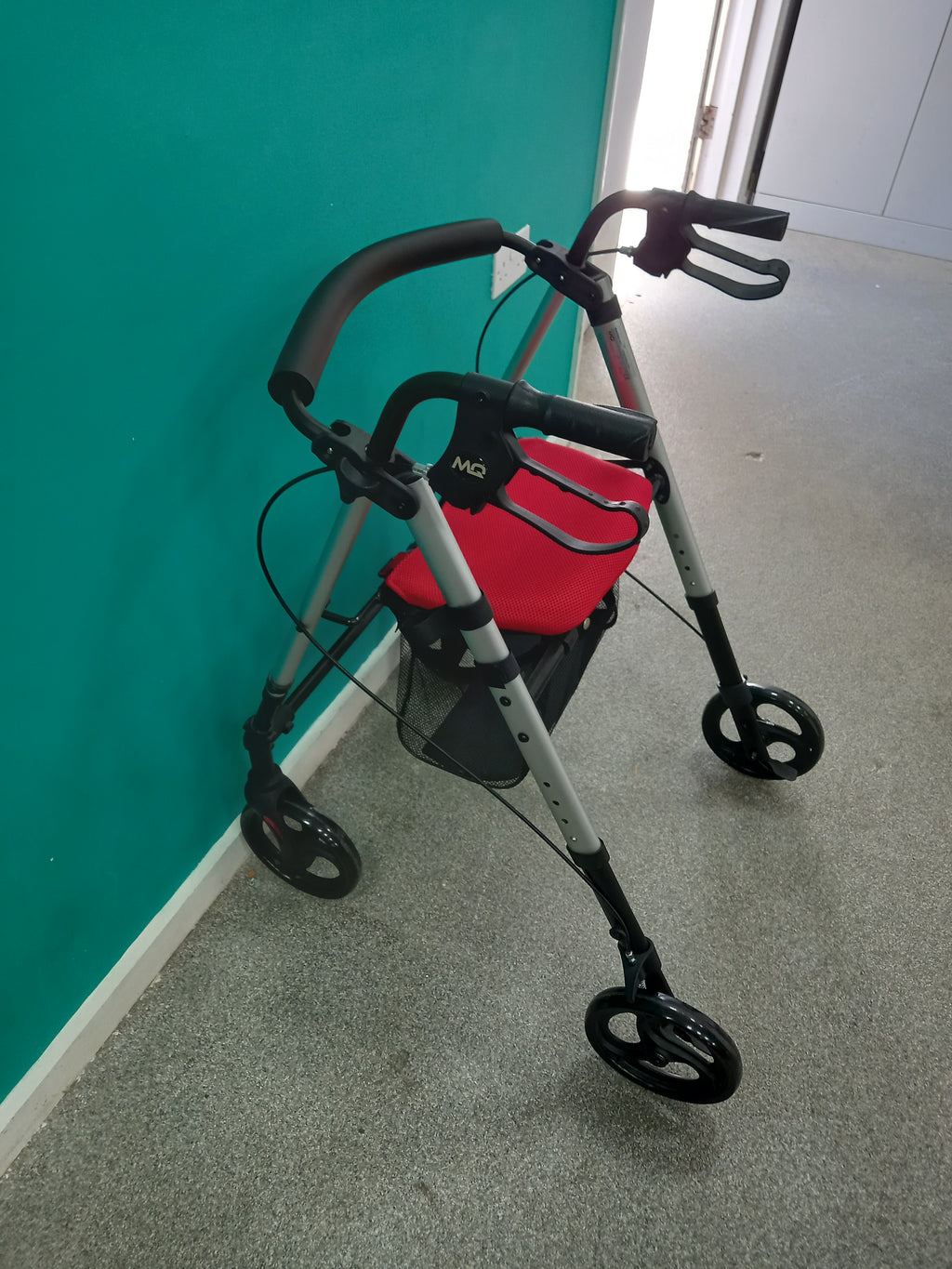 New MobiQuip Walker (10082607)