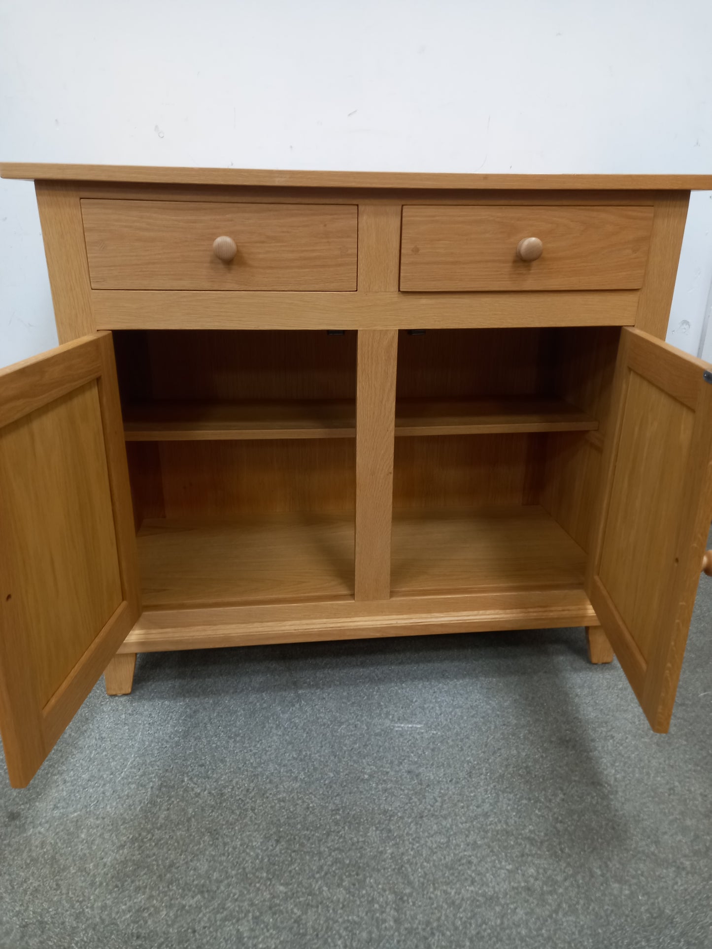 2 Door Sideboard (140804