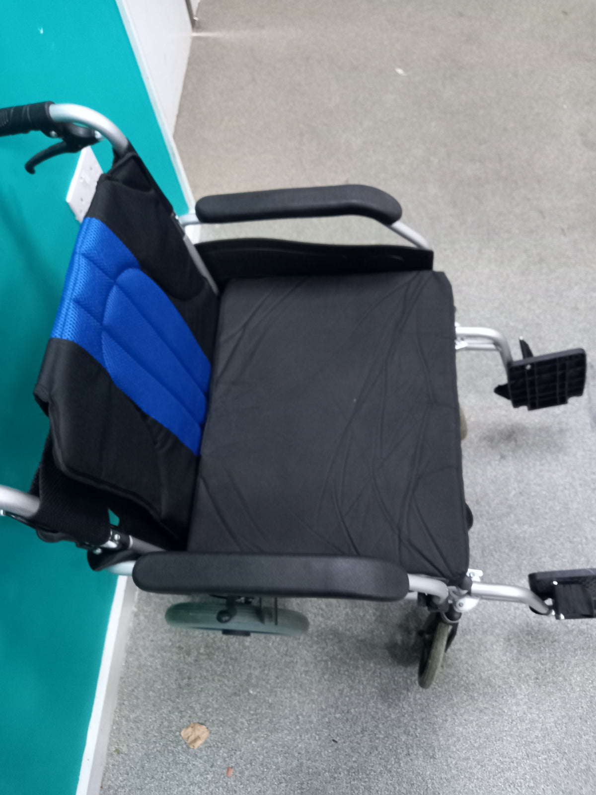 EliteCare wheelchair (04092610