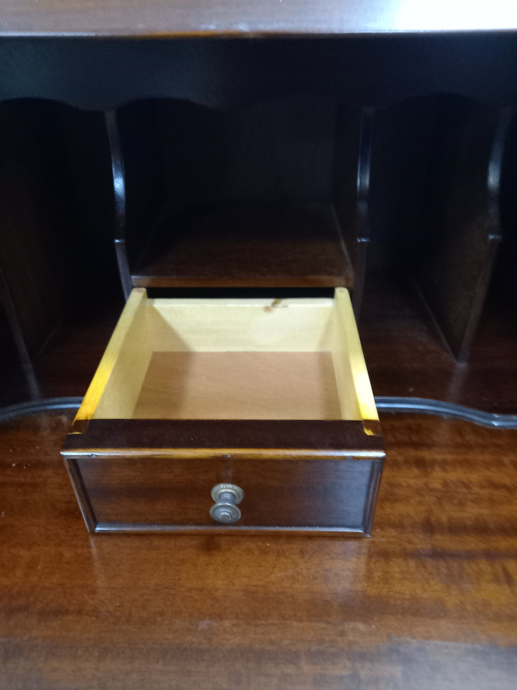 Bureau (03062606)