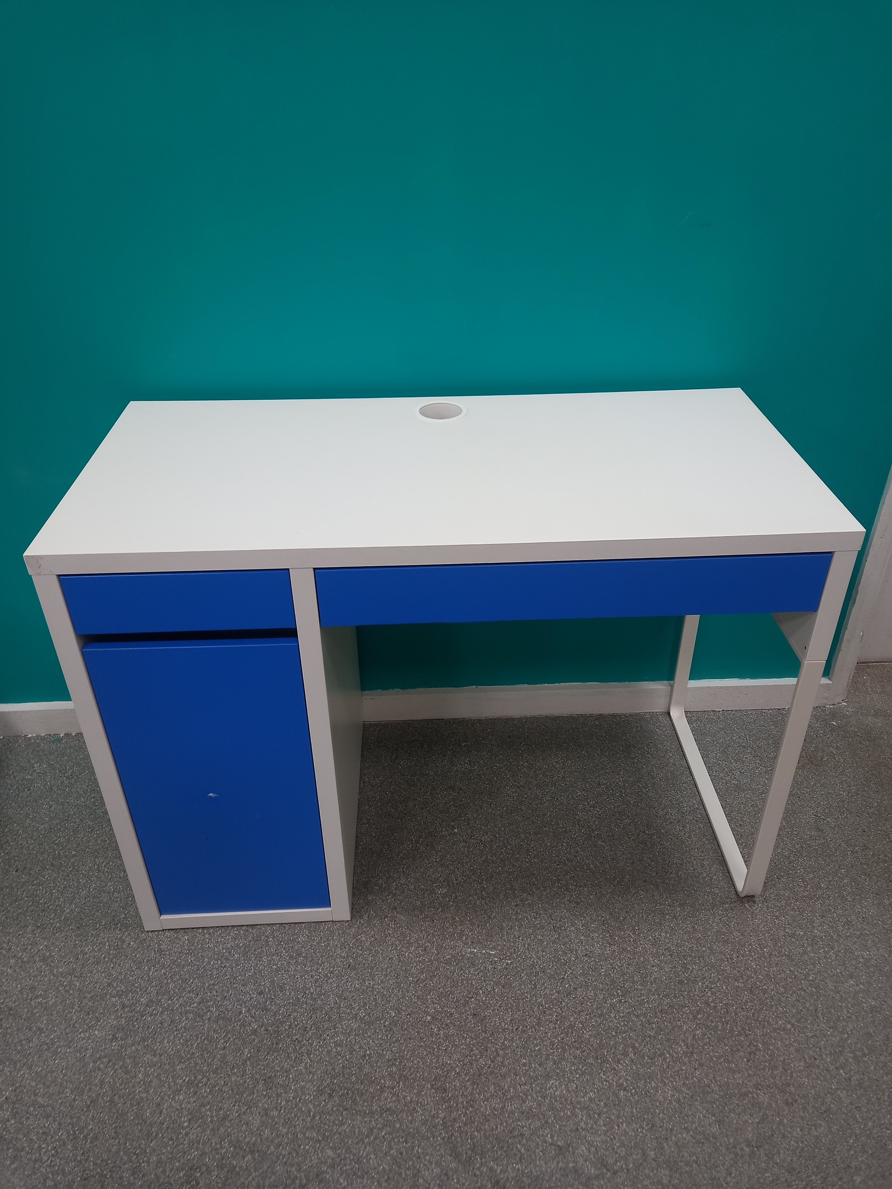 Desk (08042602) ga3991