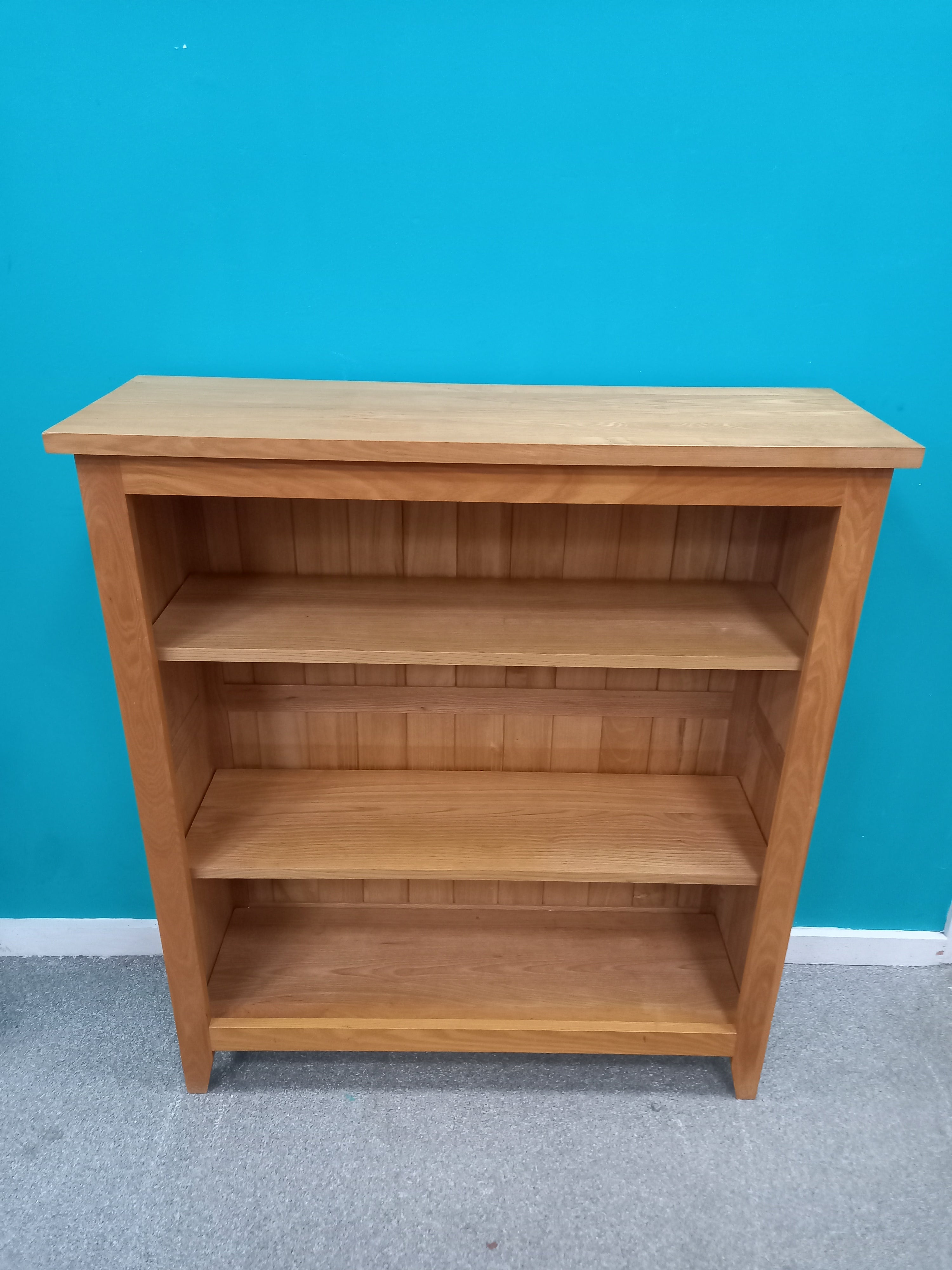 Bookcase (15072602)