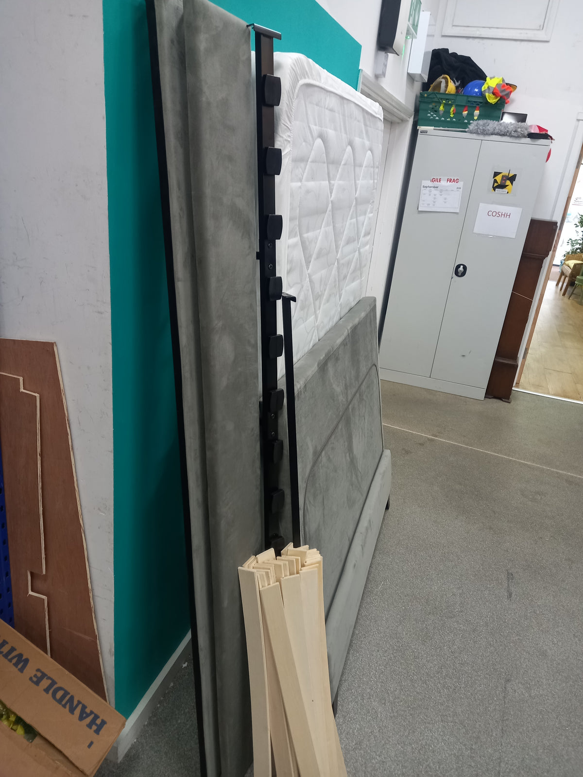 New Double Bed and Mattress (25092605)