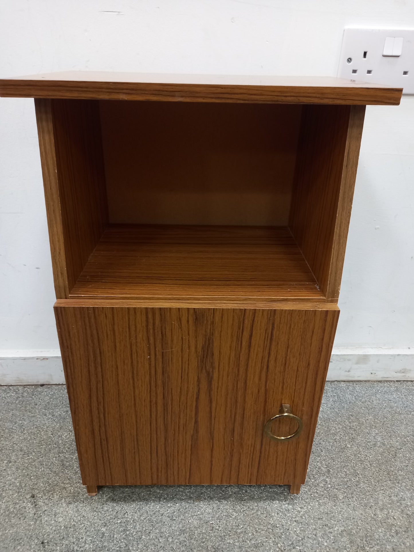 Bedside Table Cabinet (290711)