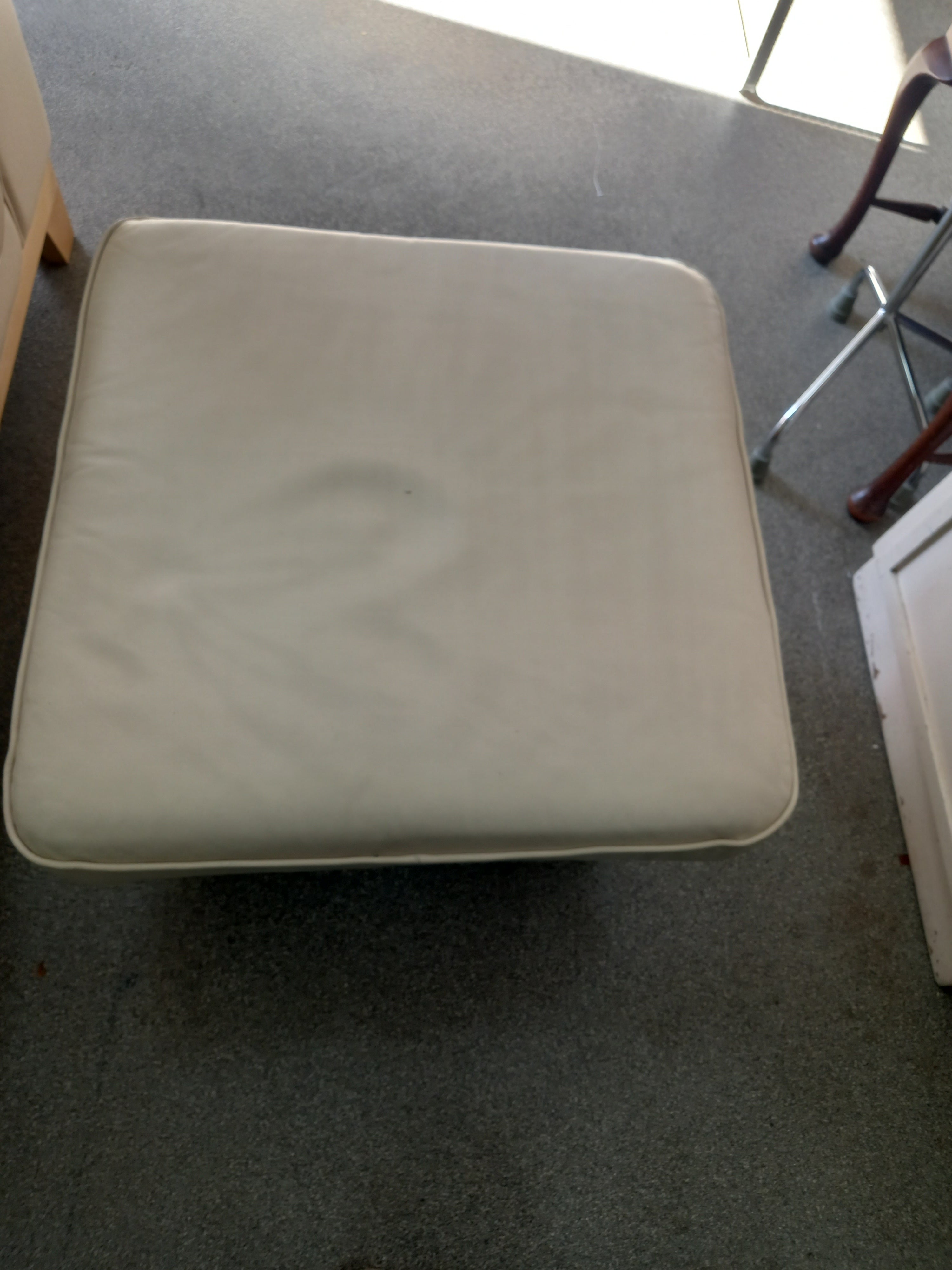 John Lewis Sofa & Footstool (07082601)