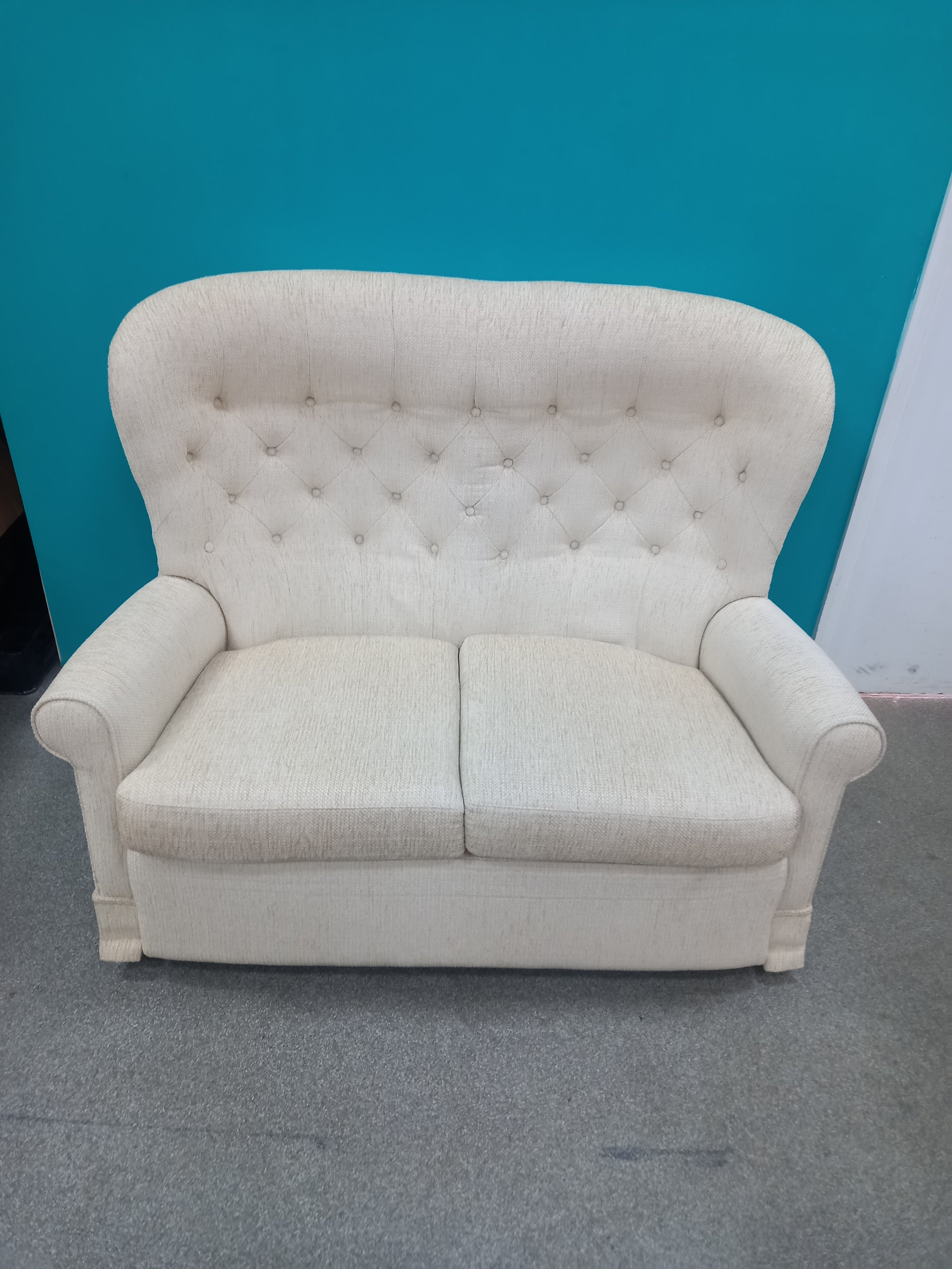 High-back Sofa (25062609)