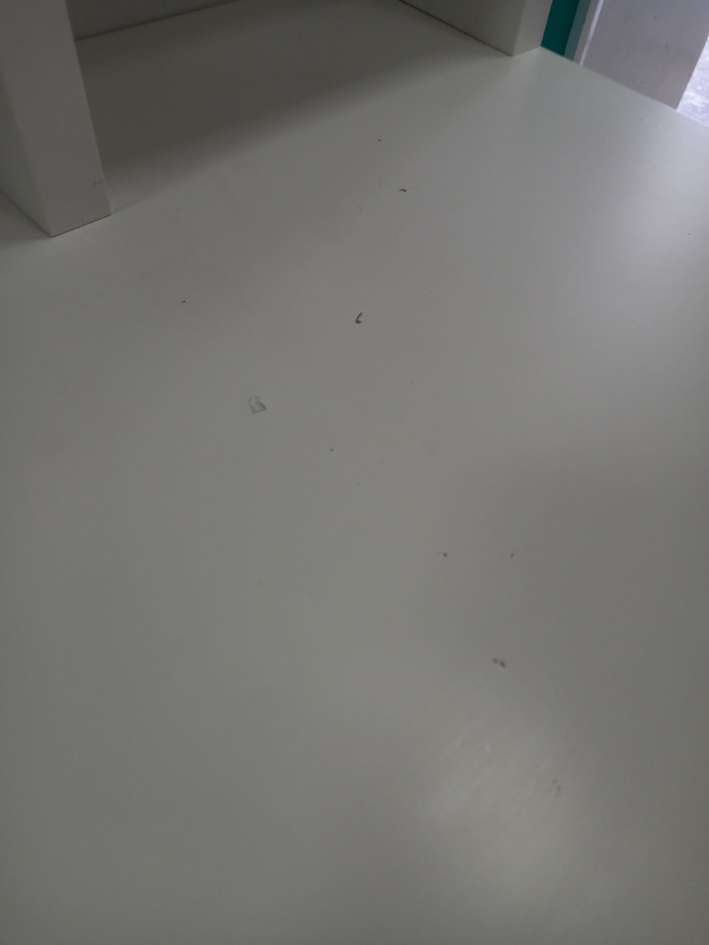Desk 10082605