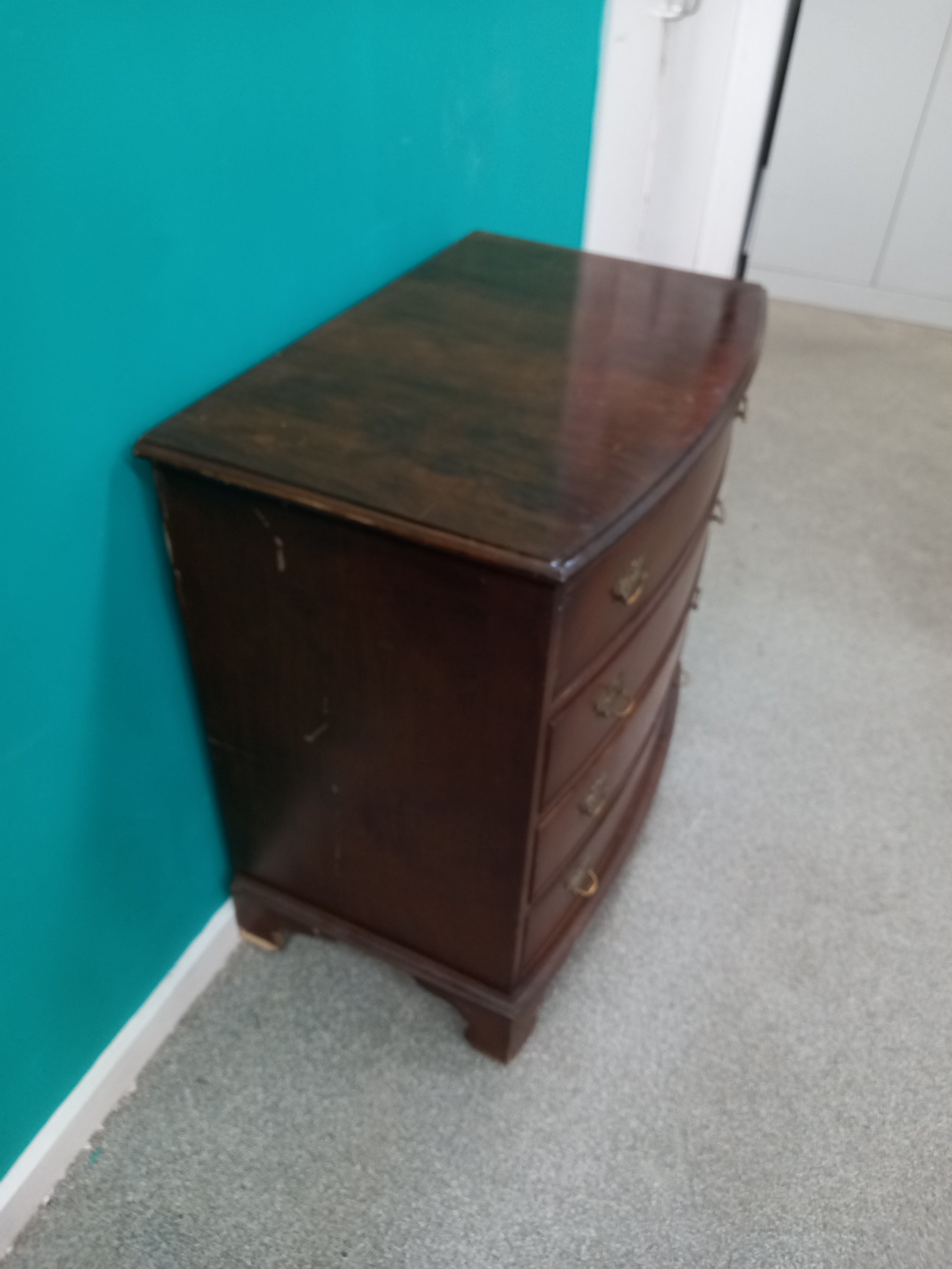 Chest Of Drawers (18052606)