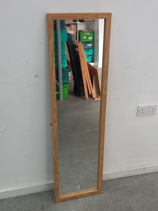 Wall Mountable Mirror (30102506)