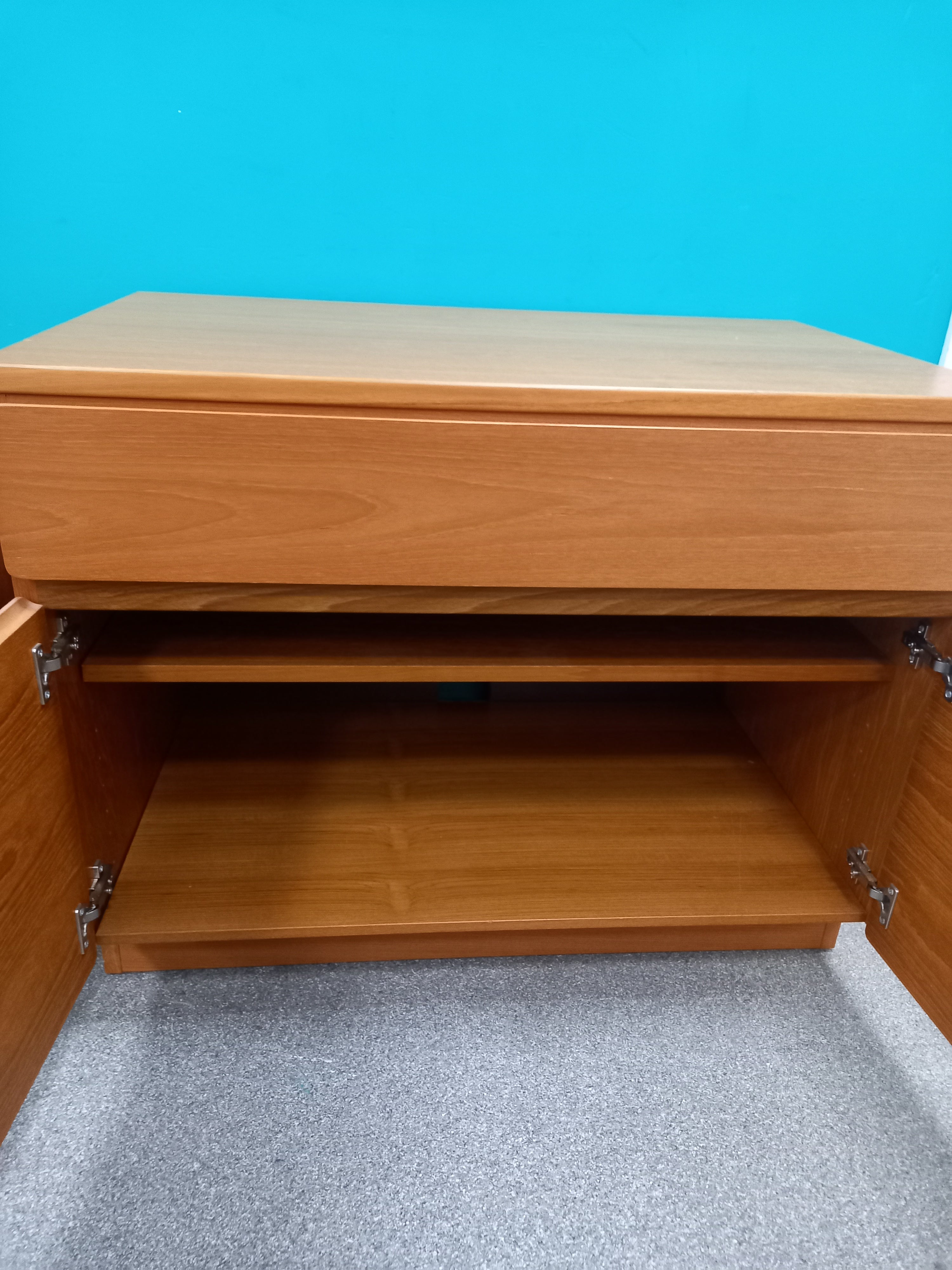 Bedroom Cabinet And Bedside (06082605)