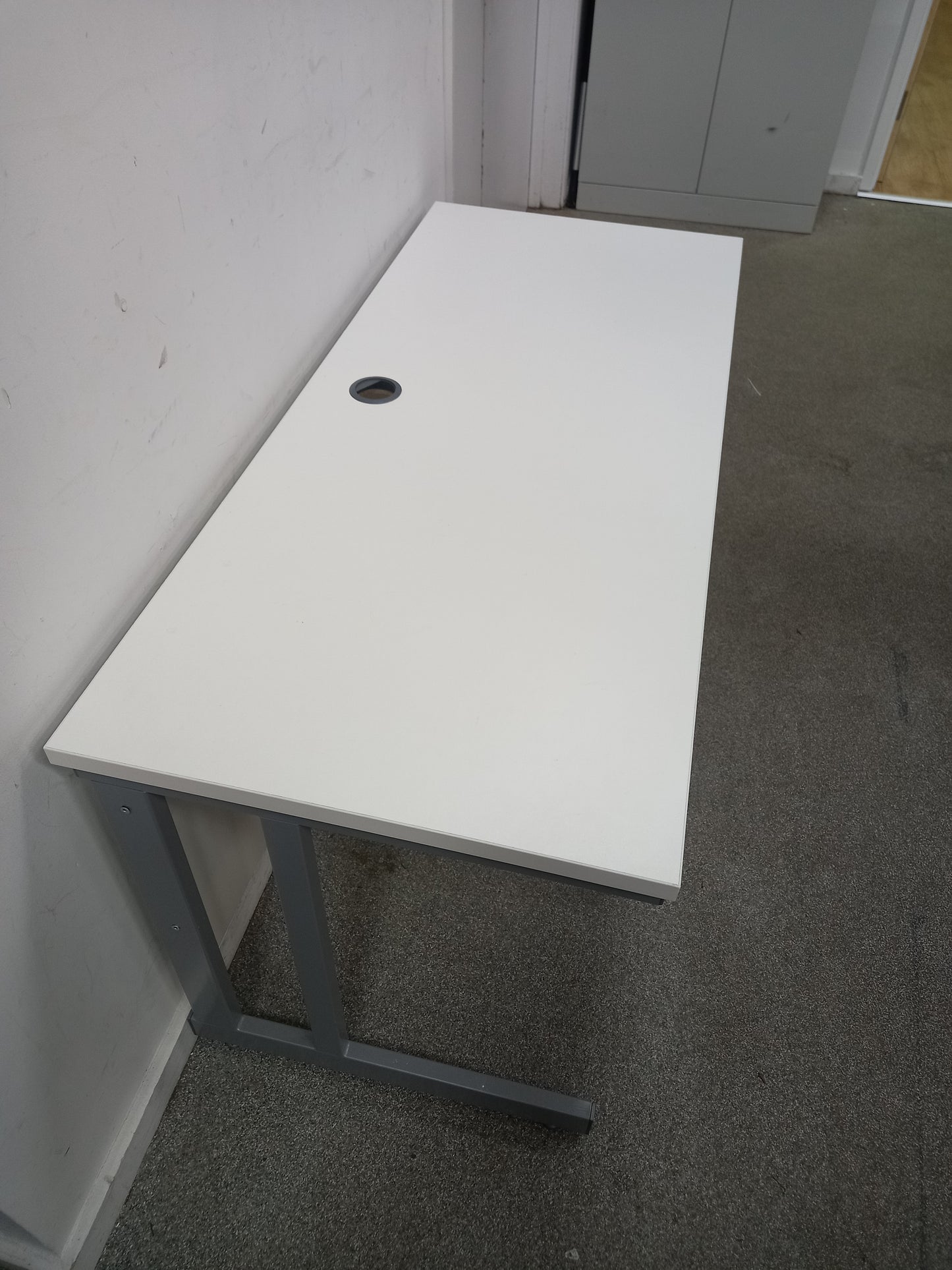 Desk (09122501)