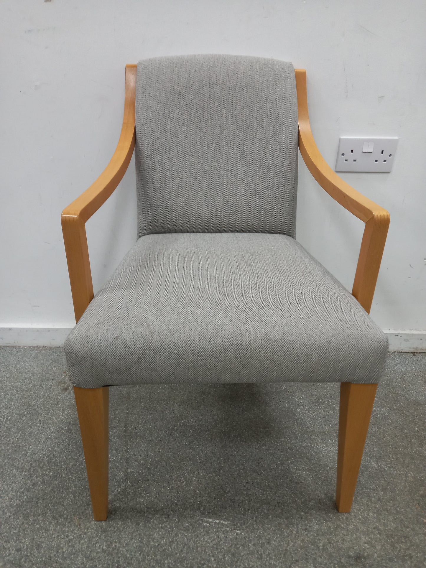 Armchair (220713)