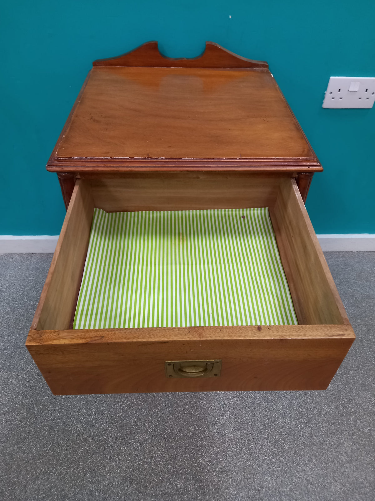 Large bedside Drawers (16092603)