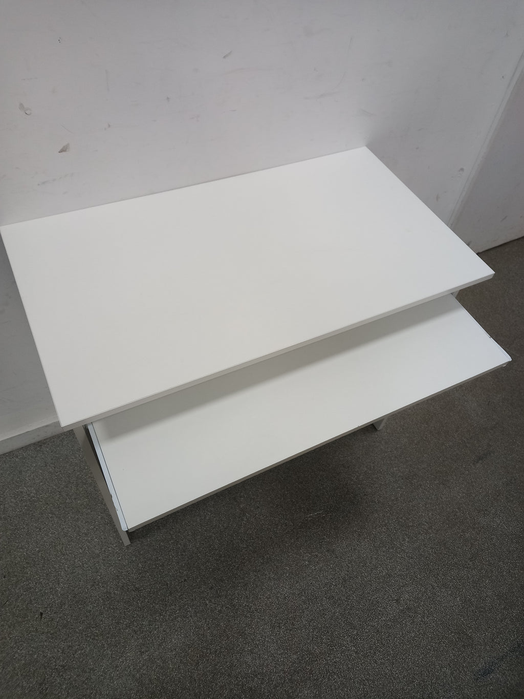 Small Desk (17122501)
